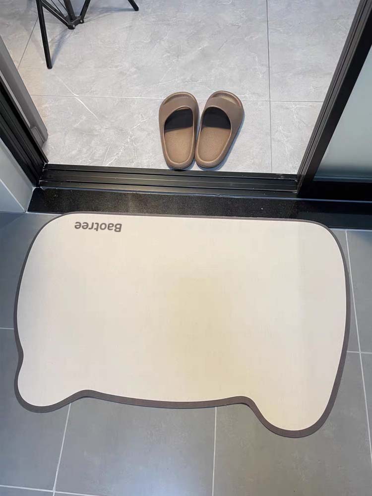 BAOTREE Bathroom mats - Non Slip, Quick Dry, Stain Resistant Bath Mat Rug for Bathroom Floor - Easy Care Shower Rug for Outside Bathtub - 17"x27" Grey